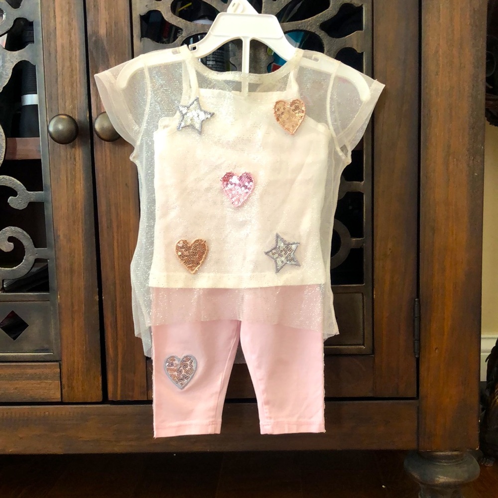 Baby girl 2 pc set, size 12 months